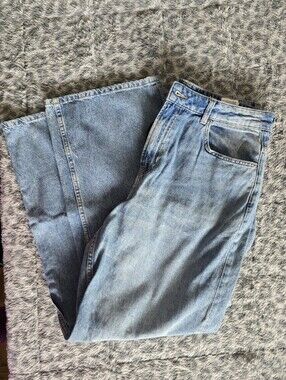 H&M Light Blue Relaxed baggy Denim Jeans